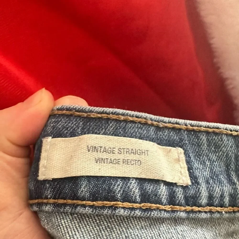 Universal Thread Women’s 8/29 Vintage Straight Jeans - Picture 6 of 6